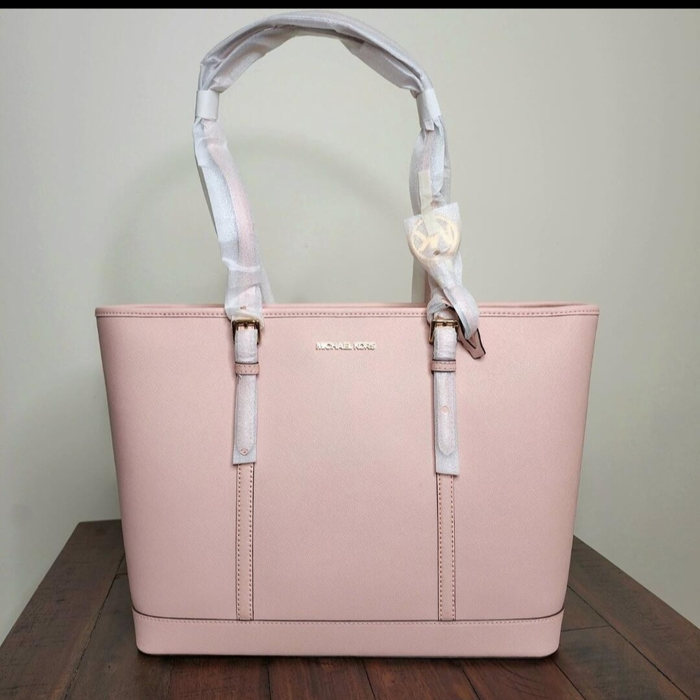 Michael Kors Pink Tote Bag.🩷 - Picture 4 of 8